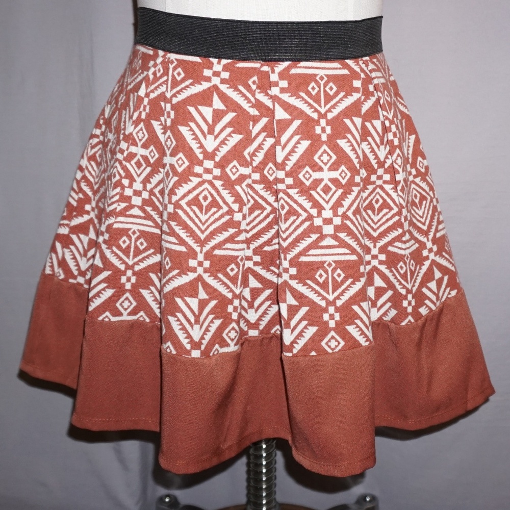 Ya Box Pleat Patterned Skirt  - Medium
